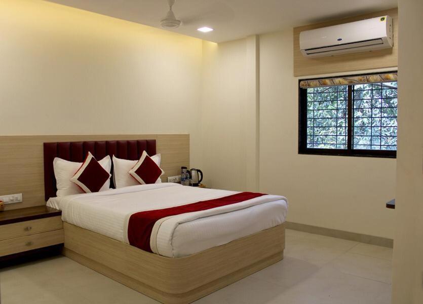 Hotel Saineel Mumbai Eksteriør bilde